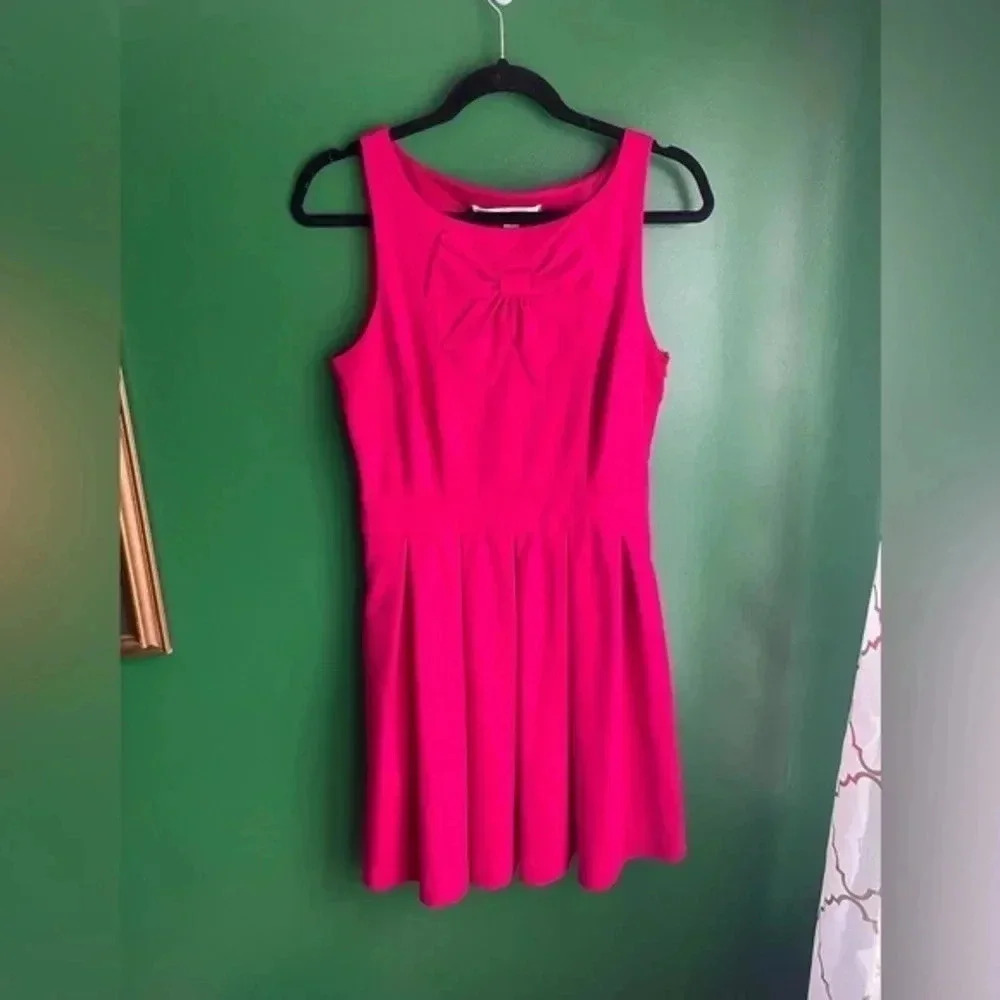 CLEARANCE!! LC Loren Conrad Hot Pink Sleeveless Dress Bow Size 8 EUC!